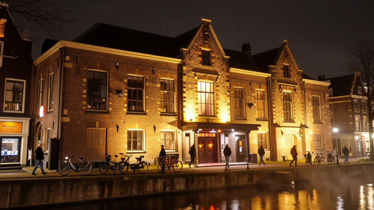 Insider's Guide to Melkweg Nightclub: Tips for First-Time Visitors in Amsterdam